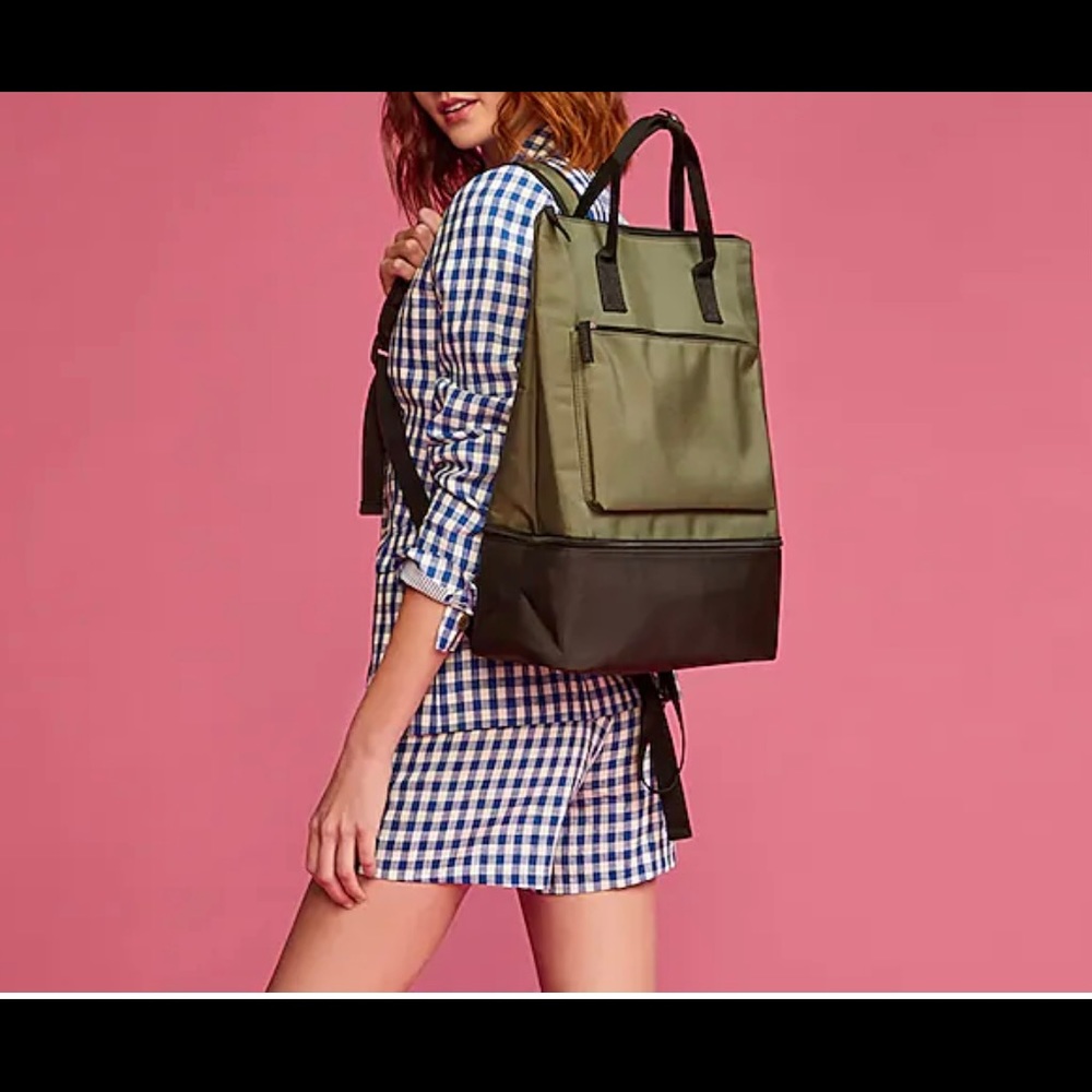 Dsw Graybackpack - image 3